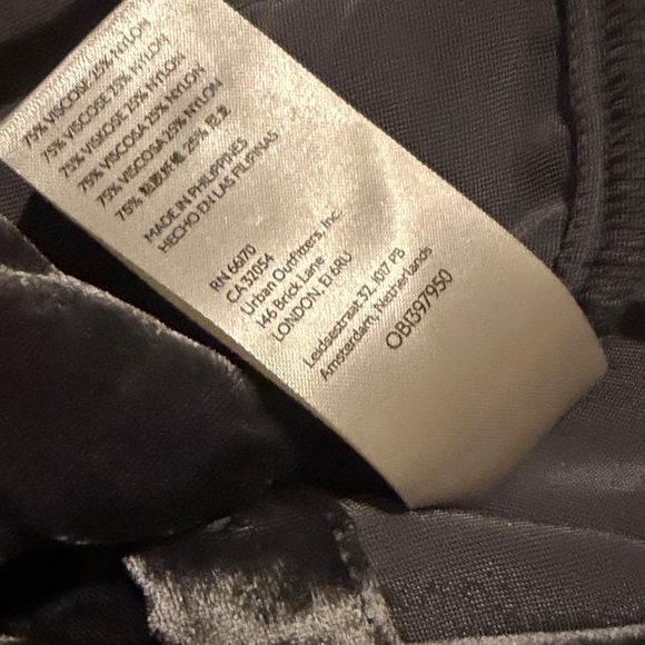 Anthropologie Pilcro Charcoal Crushed Sleeve Velvet Button Down Shirt - Picture 10 of 10